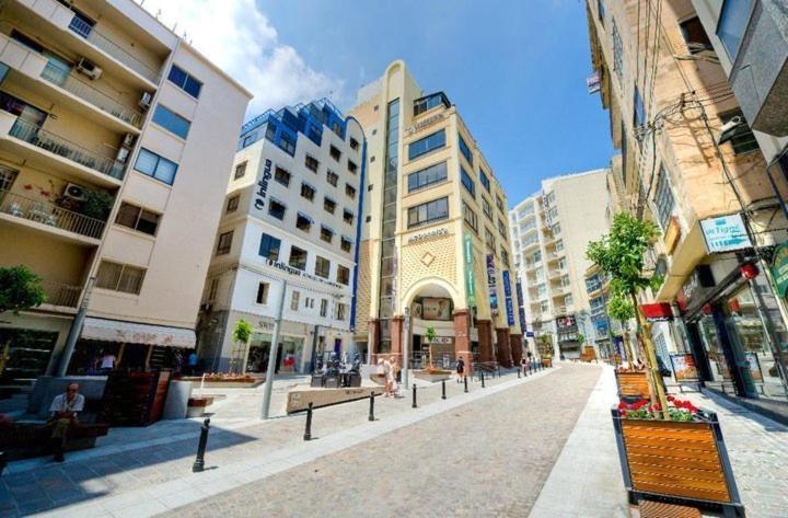 Apartamento Prime Location With Side Seaviews